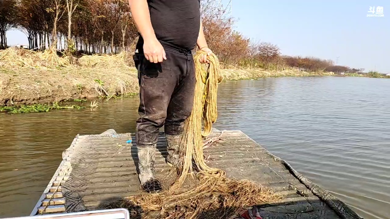 【户外】微山湖捕鱼武工队的精彩时刻 20221115 13点场