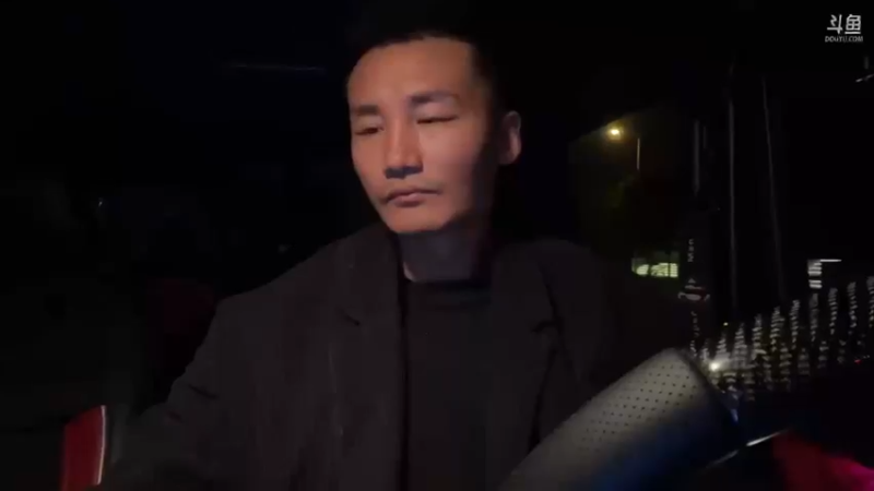 【2022-11-15 22点场】黑人毅：第二练吃点好的