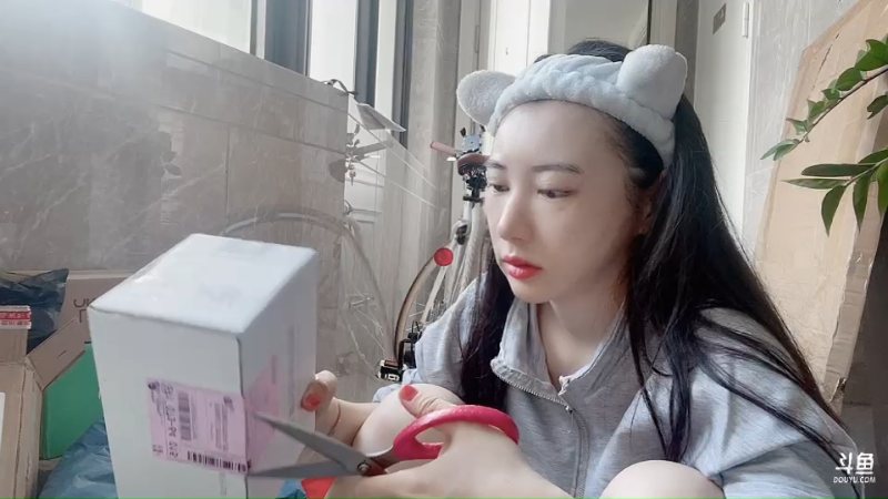 【户外】XX是个坏女人的精彩时刻 20221116 08点场