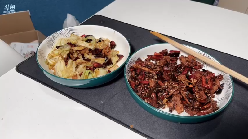 【2022-11-15 18点场】阿福Afuuu：小福茶馆，勤能补拙！！