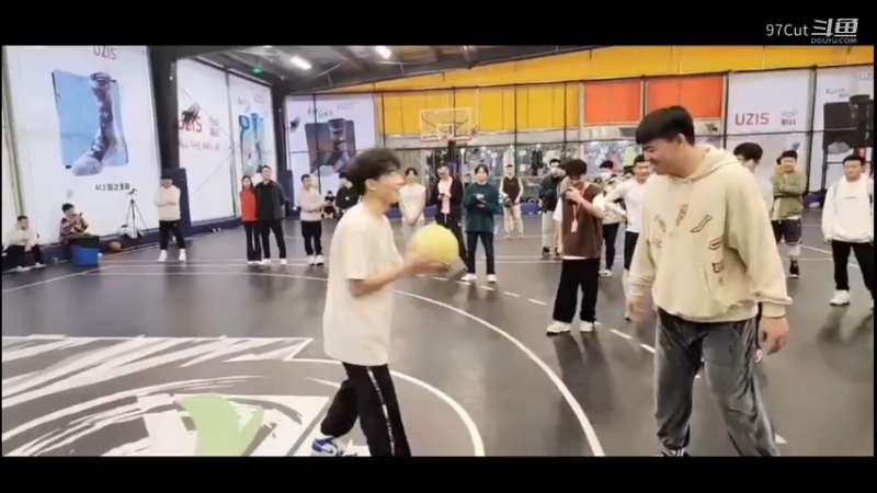 【娱乐篮球】 16-59-38