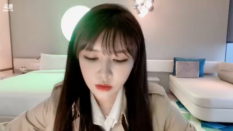 【2022-11-20 16点场】喵小莎：苏州见 晚上户外~.