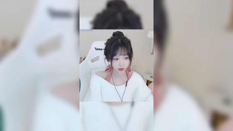 说我平平无奇，是吧？甜系女孩 这谁顶得住啊！
