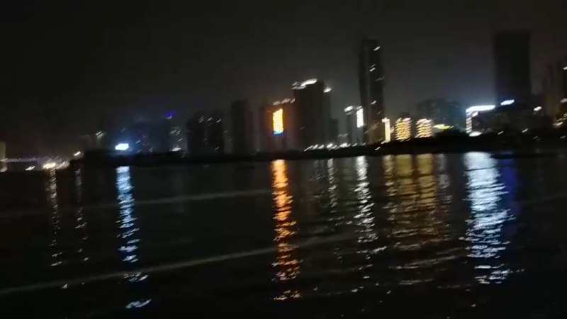 夜晚的景色真美