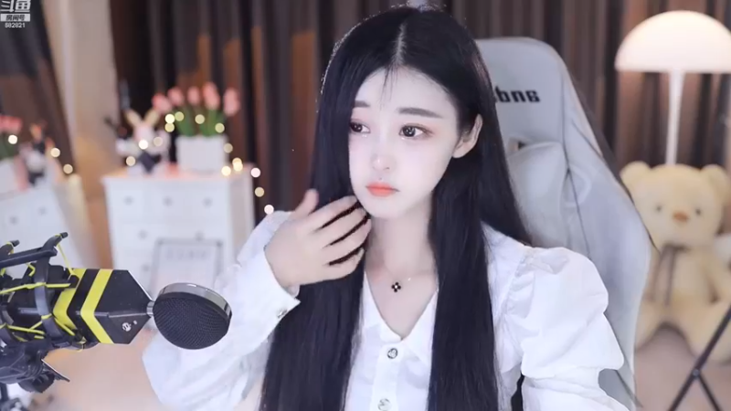 【2022-11-22 12点场】苏小懒38D：❤呆萌懒妹无敌射手嘎嘎乱杀