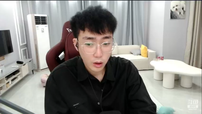 【2022-11-23 00点场】别问问就黑皮：【小奶团】1元粉丝牌，双倍