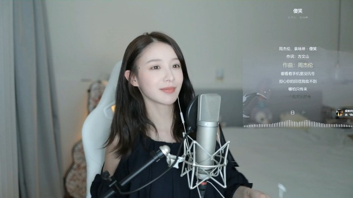 二珂没想到足球明星穆勒这么年轻，差不多大啊