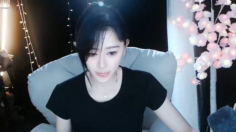 【2022-11-22 21点场】Sa叁儿：【成都】双子座女生