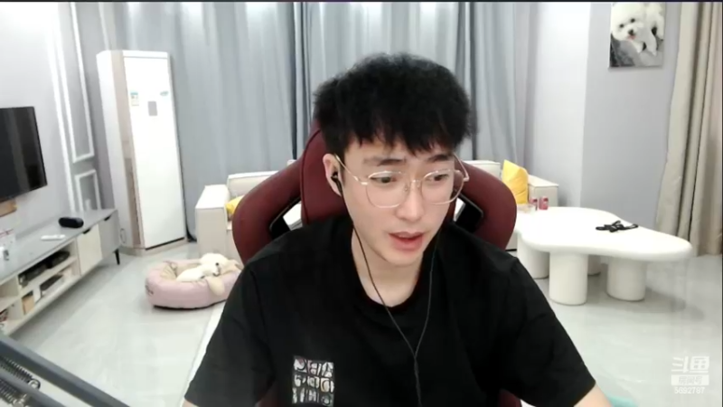 【2022-11-23 14点场】别问问就黑皮：【小奶团】1元粉丝牌，双倍