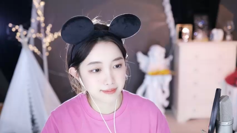 【2022-11-24 15点场】小肉球阿：爱笑的女孩运气不会差~~~