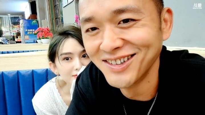 娜宝终于出来了，好久不见，甚是想念啊