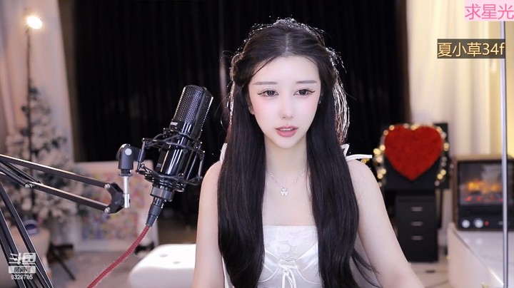 小涵美女小姐姐今天穿的很仙女，很好看