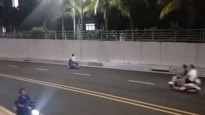 夜晚的人们