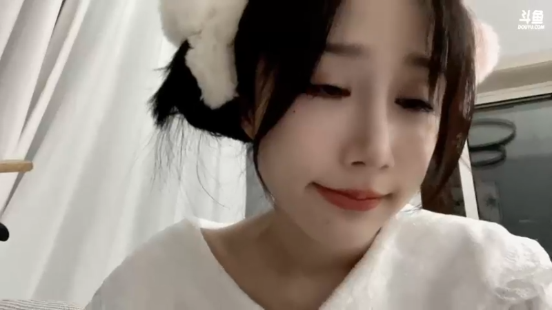 【2022-11-29 04点场】奶言艾：今天 你快乐吗？