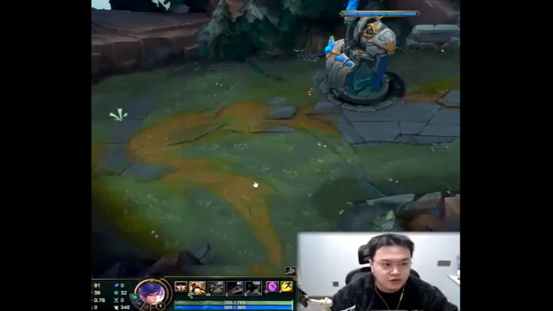 刚哥lol水平对标王者巅峰2200分？