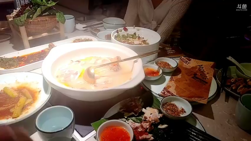 【2022-11-30 20点场】洪湖小肖：尾波冲浪第二天