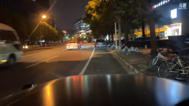 【2022-12-02 17点场】黑人毅：美食主播黑人毅
