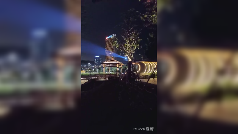 夜晚下的珠海海边 好看的不要不要的，非常凉爽3
