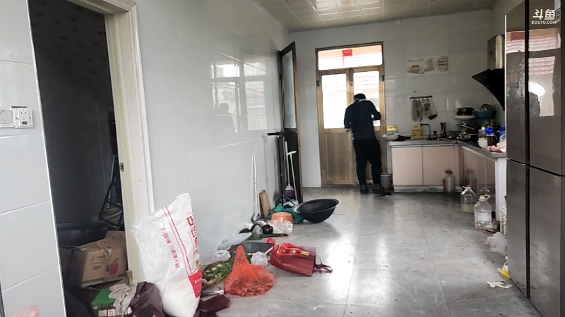 【户外】微山湖捕鱼武工队的精彩时刻 20221204 13点场