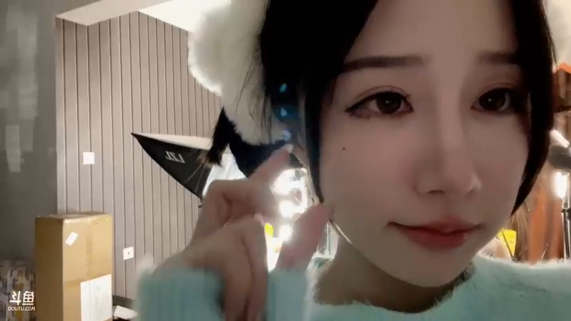 【2022-12-05 00点场】奶言艾：我们没有终点