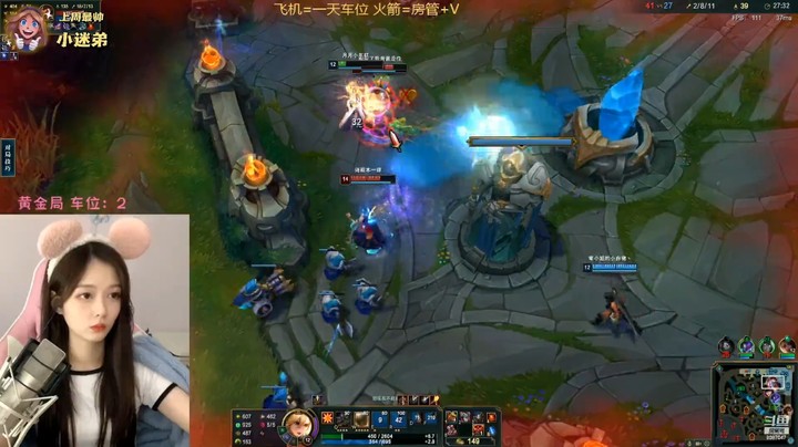 男枪追着女坦打，蛇女这个老六守株待兔成功了