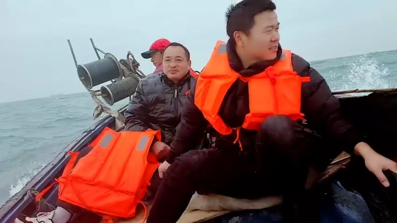 【2022-12-07 13点场】洪湖小肖：这几天不定时开播，理解