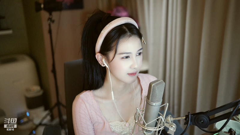 【热门游戏】iu可可曾的精彩时刻 20221208 00点场