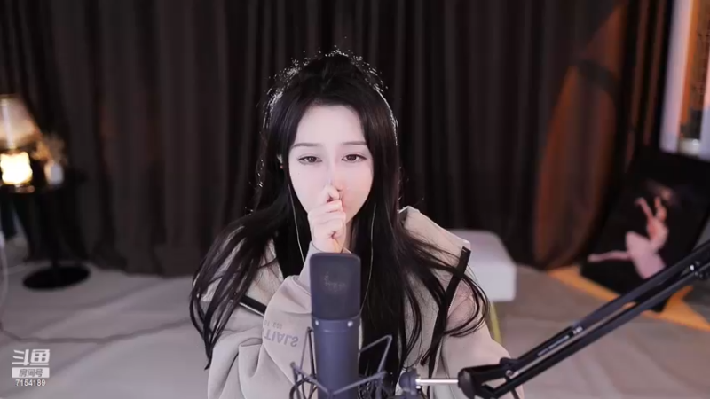【2022-12-08 00点场】奶言艾：今天  你快乐吗？