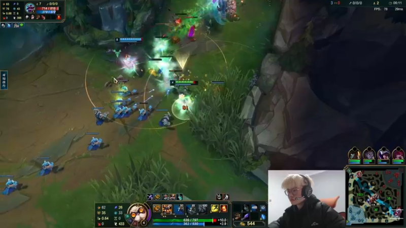 【2022-12-05 15点场】何二抛zZ：2pao：摆哥们的直播间