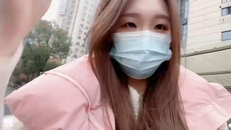 【2022-12-09 12点场】呆妹儿小霸王：【钻粉2.5倍】：二台小曼瑶上线啦