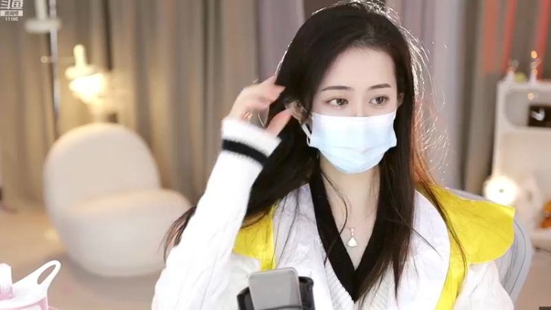 【2022-12-09 14点场】阿梨small：清纯 女大学生回来啦！！！！