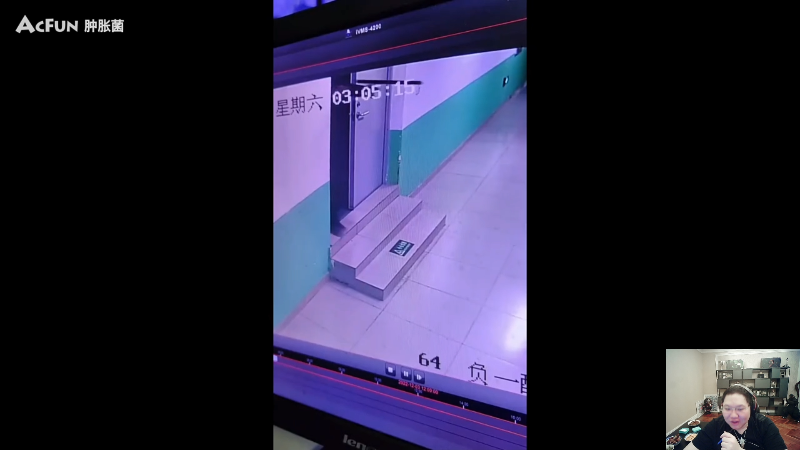 我在斗鱼看即将拥有人鱼线的PDD直播英雄联盟