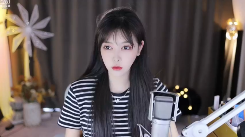 【2022-12-11 14点场】喵小莎：中午12  晚上10.30