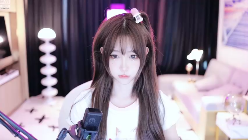 【2022-12-12 14点场】小童酱酱：年仅18貌美如花（白银双倍）