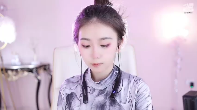 【2022-12-12 17点场】熊小怡呀：你都如何回忆我，带着笑或是沉默