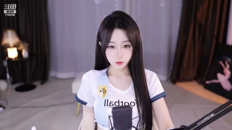 【2022-12-13 22点场】奶言艾：今天  你快乐吗？