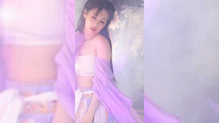 有一点点小性感的舞蹈