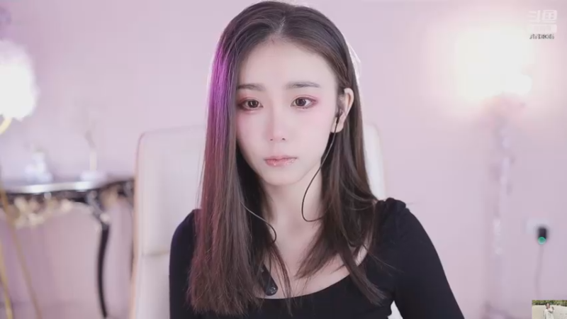 【2022-12-14 09点场】熊小怡呀：这些年来有没有人能让你不寂寞