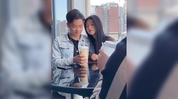 不气盛叫年轻人嘛？