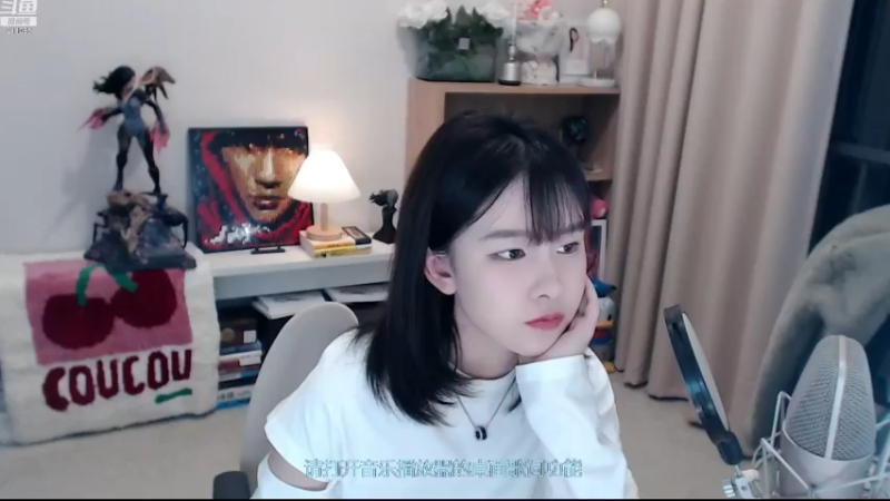 【2022-12-15 19点场】赵小臭：凑凑：唱歌啦啦啦~