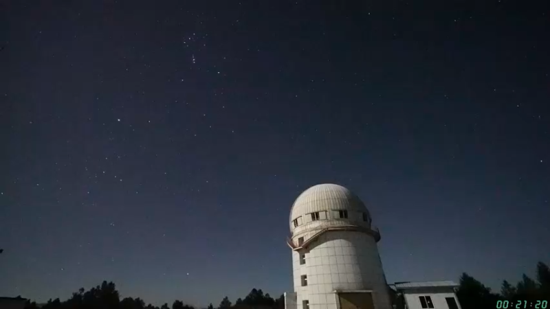 【2022-12-13 00点场】在线天文：双子座流星雨直播（丽江天文观测站）