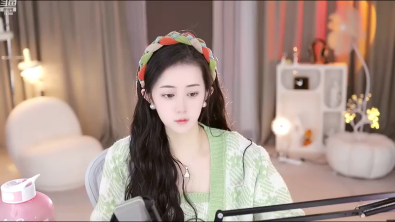 【2022-12-16 14点场】阿梨small：清纯女大学生回来啦！
