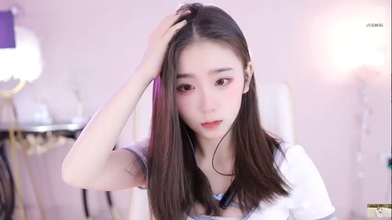 【2022-12-17 10点场】熊小怡呀：这些年来有没有人能让你不寂寞