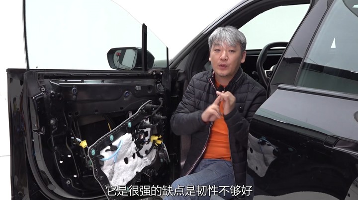 宝马iX：对新势力的一次示威，这次真是“狼来了”！