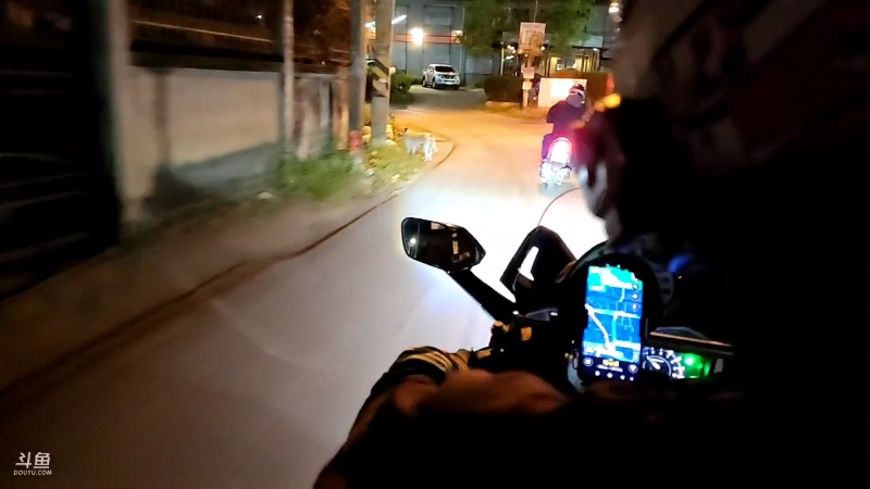 【户外】叶子户外的精彩时刻 20221221 21点场