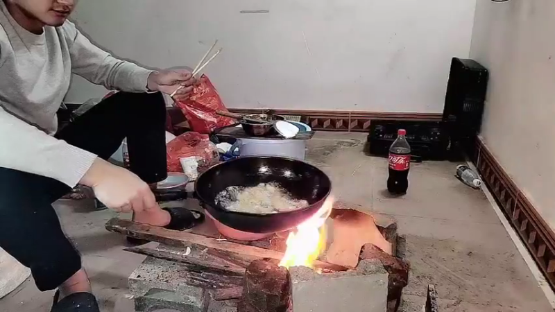 【2022-12-22 00点场】川味箩卜：流浪海南！
