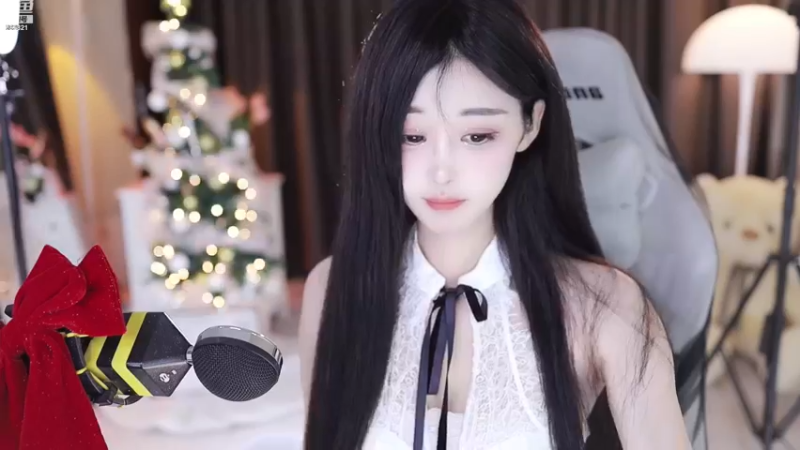 【2022-12-22 12点场】苏小懒38D：❤呆萌懒妹无敌射手嘎嘎下饭1