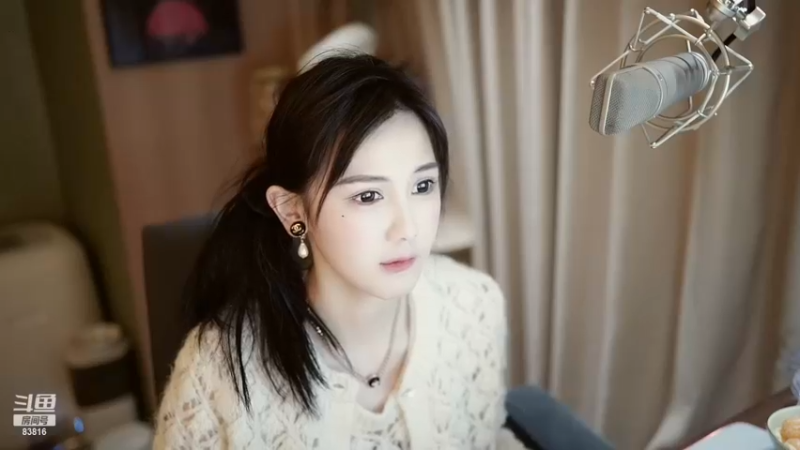 【2022-12-23 21点场】iu可可曾：一个不会跟着粉丝节奏的主播。