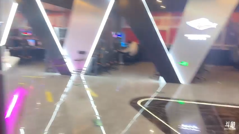【2022-12-24 22点场】diyy刘頔：diyy：双倍亲密度！！圣诞节户外