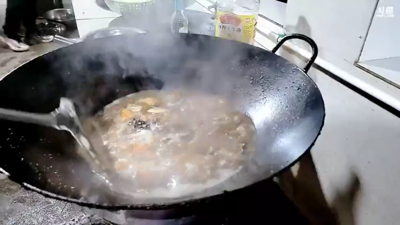 【2022-12-25 19点场】洪湖小肖：先整理整理，不定时开播